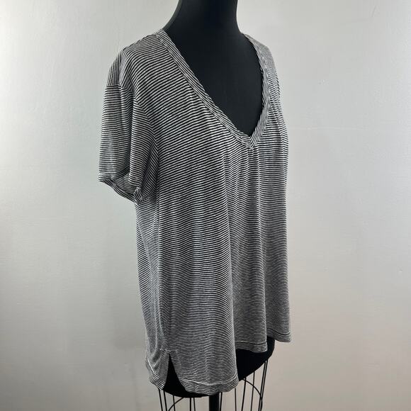 Wilt Black White Top Cotton Striped Ribbed V-Neck Short Sleeve Size Large L USA - Picture 4 of 10